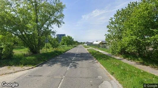 Bedrijfsruimtes te huur i Location is not specified - Foto uit Google Street View
