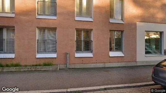 Lager zur Miete i Helsinki Läntinen – Foto von Google Street View