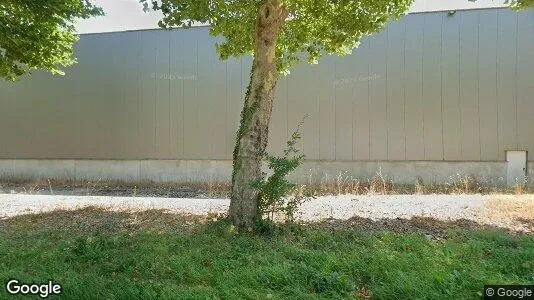 Lager zur Miete i Ronse – Foto von Google Street View