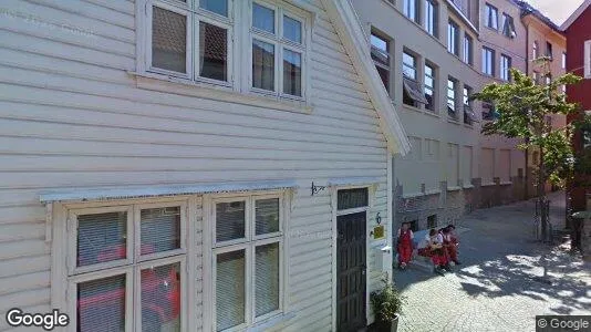 Büros zur Miete i Bergen Bergenhus – Foto von Google Street View