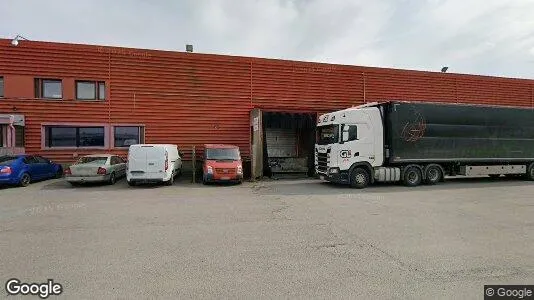 Lager zur Miete i Tampere Eteläinen – Foto von Google Street View