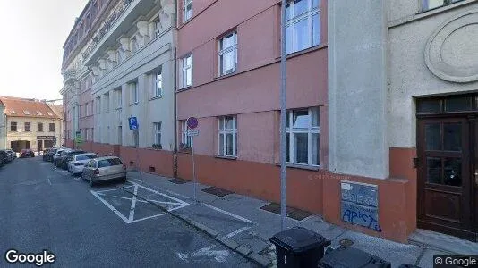 Bedrijfsruimtes te huur i Location is not specified - Foto uit Google Street View