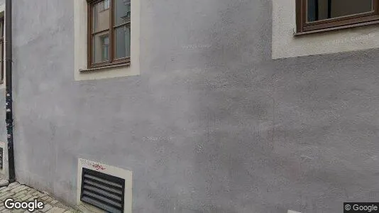 Bedrijfsruimtes te huur i Location is not specified - Foto uit Google Street View