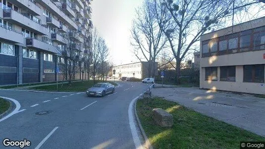 Bedrijfsruimtes te huur i Location is not specified - Foto uit Google Street View