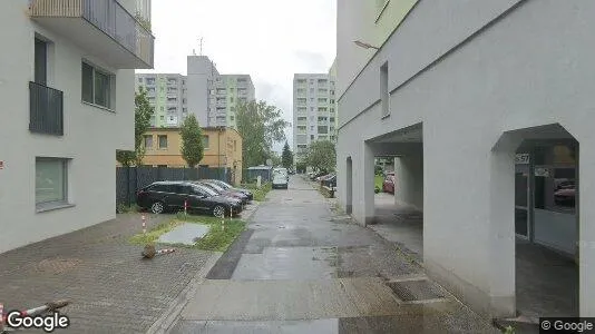 Bedrijfsruimtes te huur i Location is not specified - Foto uit Google Street View