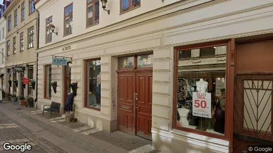 Kantorruimte te huur i Location is not specified - Foto uit Google Street View