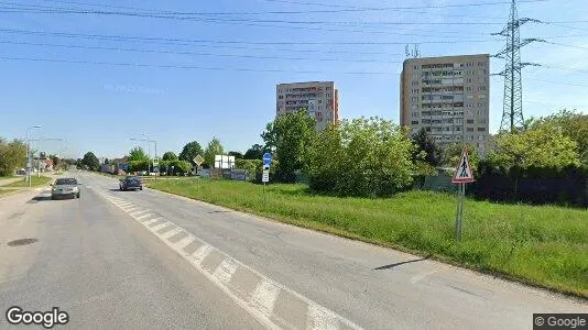 Bedrijfsruimtes te huur i Trnava - Foto uit Google Street View