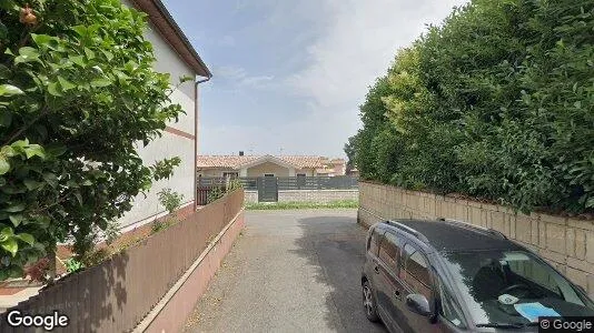 Gewerbeflächen zur Miete i Bellegra – Foto von Google Street View