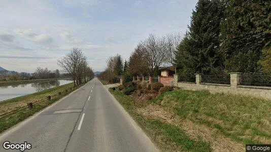 Lokaler til leie i Bytča – Bilde fra Google Street View