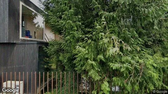 Bedrijfsruimtes te huur i Ternat - Foto uit Google Street View