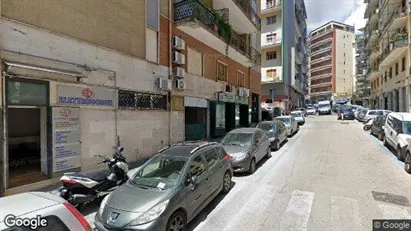 Bedrijfsruimtes te huur in Napels Municipalità 5 - Foto uit Google Street View