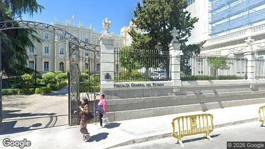 Kantorruimte te huur i Location is not specified - Foto uit Google Street View
