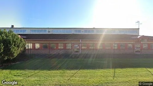 Gewerbeflächen zur Miete i Ale – Foto von Google Street View