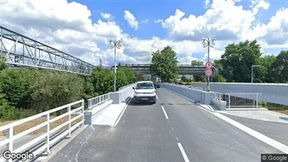 Bedrijfsruimtes te huur in Martin - Foto uit Google Street View