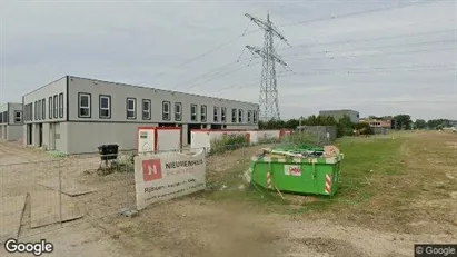 Bedrijfsruimtes te huur in Almere - Foto uit Google Street View