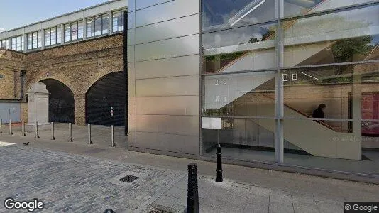 Warehouses for rent i London E2 - Photo from Google Street View