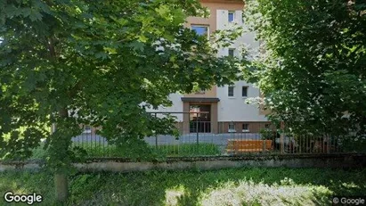 Gewerbeflächen zur Miete in Senica – Foto von Google Street View