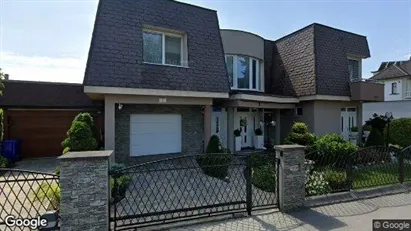 Bedrijfsruimtes te huur in Trenčín - Foto uit Google Street View