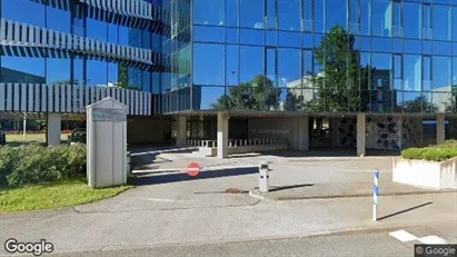 Bedrijfsruimtes te huur in Location is not specified - Foto uit Google Street View