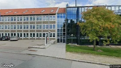 Lokaler til leje i Brøndby - Foto fra Google Street View
