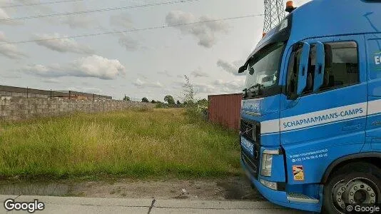 Industrial properties for sale i Bree - Photo from Google Street View