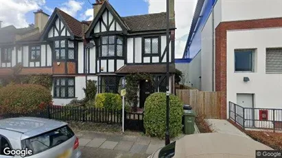 Gewerbeflächen zur Miete in London E6 – Foto von Google Street View