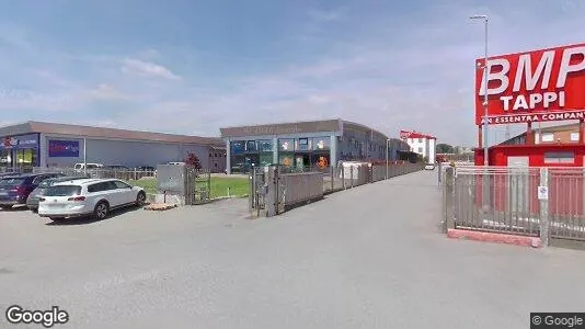 Warehouses for rent i Cambiago - Photo from Google Street View