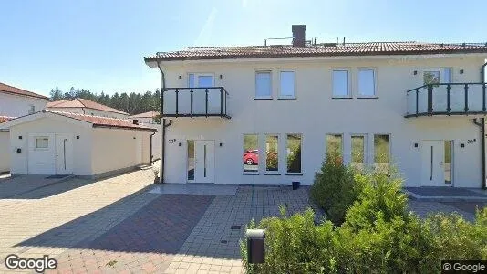 Lager zur Miete i Södertälje – Foto von Google Street View