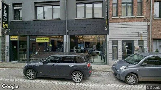 Commercial properties for sale i Niel - Photo from Google Street View