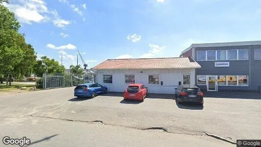 Teollisuuskiinteistöt Vuokrattavana i Lundby - Kuva Google Street Viewstä