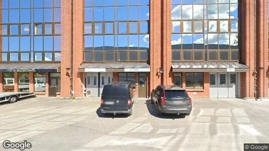 Gewerbeflächen zur Miete i Huddinge – Foto von Google Street View