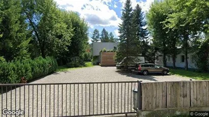 Bedrijfsruimtes te koop in Martin - Foto uit Google Street View
