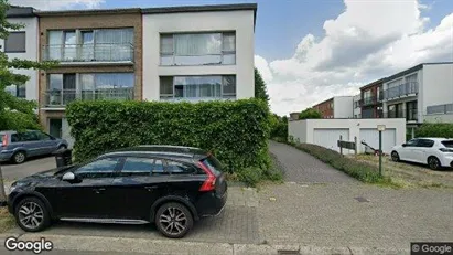 Commercial properties for rent in Lint - Photo from Google Street View