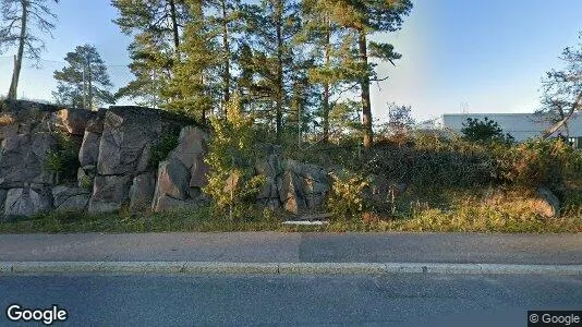 Lager zur Miete i Vantaa – Foto von Google Street View