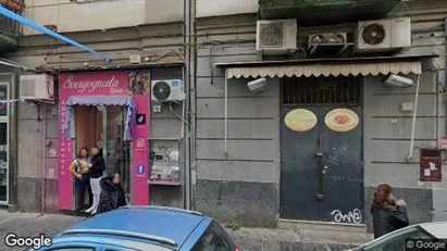 Bedrijfsruimtes te huur in Napels Municipalità 4 - Foto uit Google Street View
