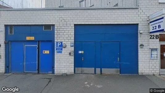 Lager zur Miete i Upplands Väsby – Foto von Google Street View