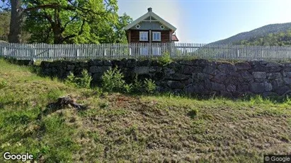 Bedrijfsruimtes te koop in Krødsherad - Foto uit Google Street View