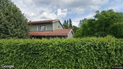 Gewerbeflächen zum Kauf in Täby – Foto von Google Street View