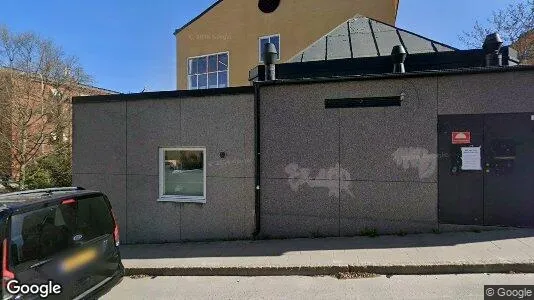 Werkstätte zur Miete i Östermalm – Foto von Google Street View
