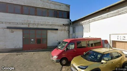 Bedrijfsruimtes te huur i Location is not specified - Foto uit Google Street View