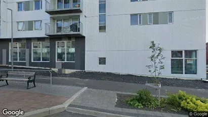 Bedrijfsruimtes te koop in Reykjavík Grafarholt - Foto uit Google Street View