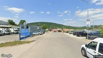 Bedrijfsruimtes te huur in Trenčín - Foto uit Google Street View