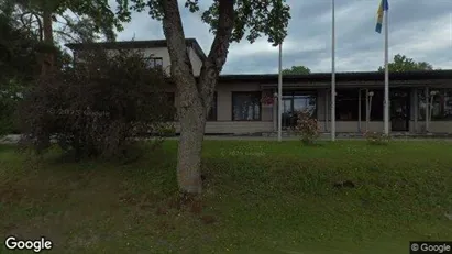 Bedrijfsruimtes te koop in Valjala - Foto uit Google Street View