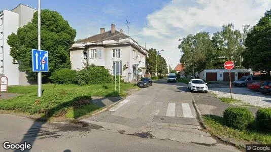 Bedrijfsruimtes te huur i Komárno - Foto uit Google Street View