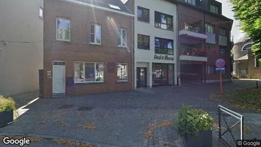 Commercial properties for sale i Niel - Photo from Google Street View