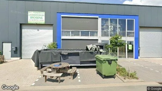 Industrial properties for rent i Stabroek - Photo from Google Street View