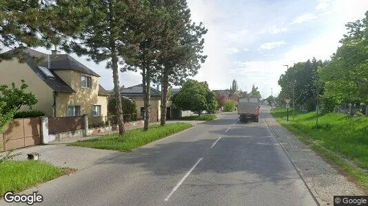 Bedrijfsruimtes te huur i Location is not specified - Foto uit Google Street View