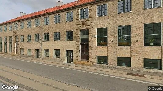 Liikekiinteistöt Vuokrattavana i Vanløse - Kuva Google Street Viewstä