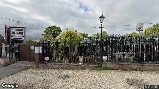 Kantorruimte te koop i Location is not specified - Foto uit Google Street View