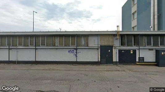 Bedrijfsruimtes te huur i Location is not specified - Foto uit Google Street View